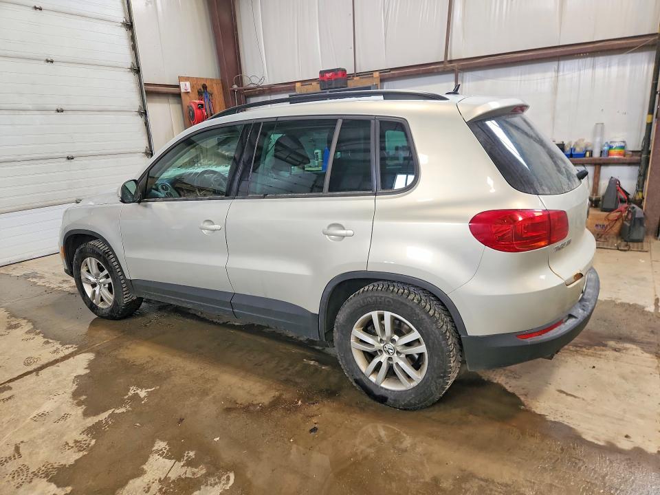 48411216 :رقم المزاد ، WVGJV3AX2EW570942 vin ، 2014 Volkswagen Tiguan مزاد بيع