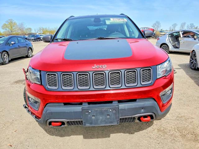 51156796 :رقم المزاد ، 3C4NJDDBXJT284280 vin ، 2018 Jeep Compass مزاد بيع
