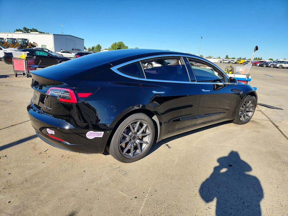 Продажа на аукционе авто 2019 Tesla Model 3, vin: 5YJ3E1EB4KF451368, номер лота: 50878756