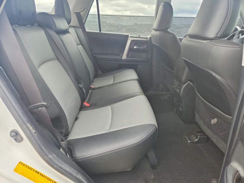 51678496 :رقم المزاد ، JTEBU5JR1K5674893 vin ، 2019 Toyota 4runner مزاد بيع