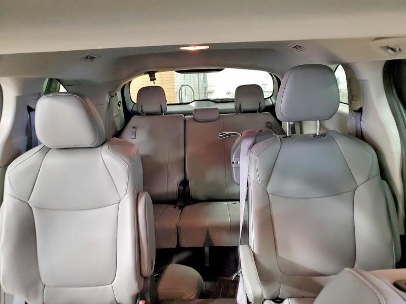 51158796 :رقم المزاد ، 5TDYRKEC2NS100497 vin ، 2022 Toyota Sienna مزاد بيع