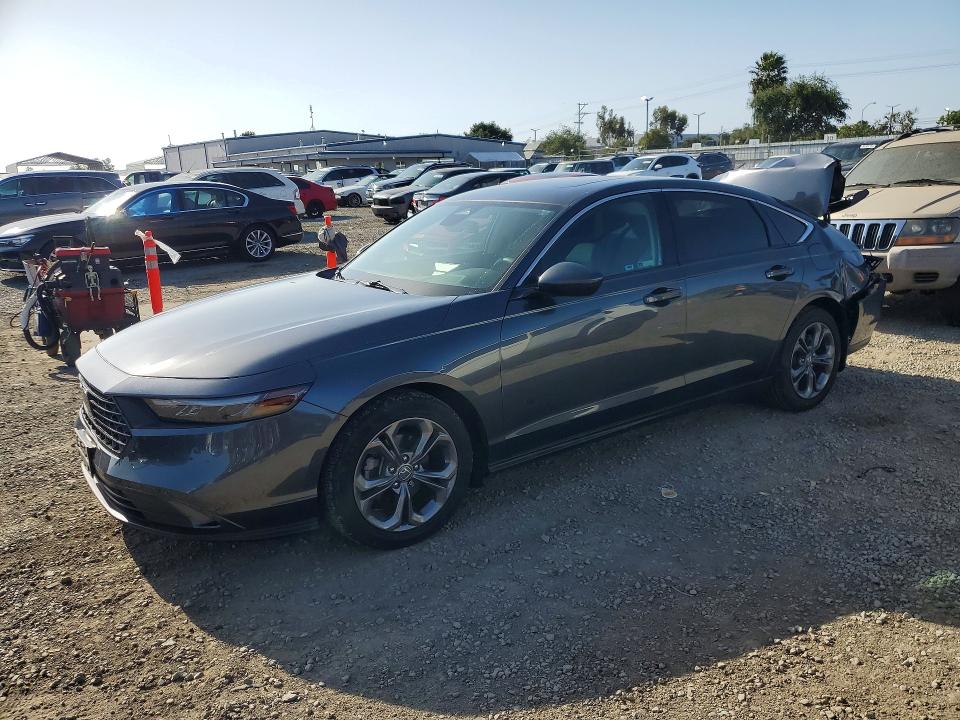 50633476 :رقم المزاد ، 1HGCY1F3XPA058300 vin ، 2023 Honda Accord مزاد بيع