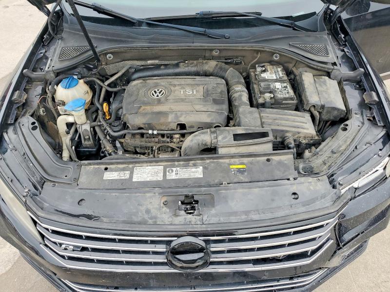 50180166 :رقم المزاد ، 1VWDT7A34HC061367 vin ، 2017 Volkswagen Passat مزاد بيع