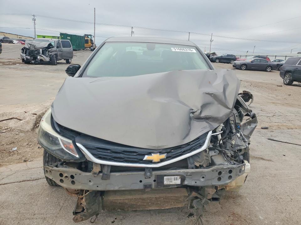 Aukcja sprzedaży 2018 Chevrolet Cruze, vin: 1G1BE5SM8J7164640, numer aukcji: 51666316