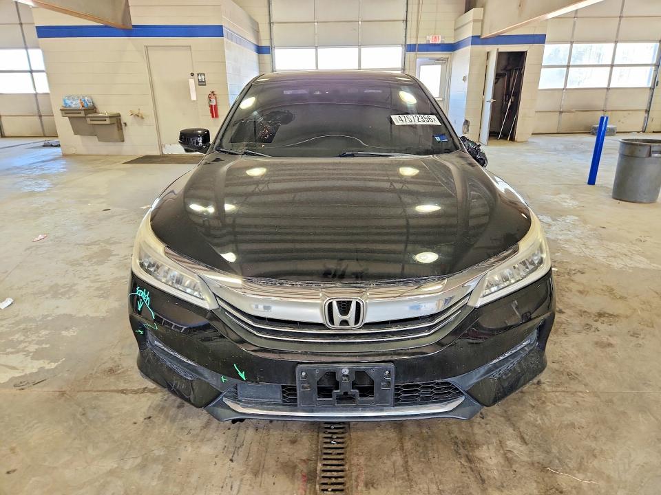 Продажа на аукционе авто 2016 Honda Accord, vin: 1HGCR3F9XGA006131, номер лота: 47572356