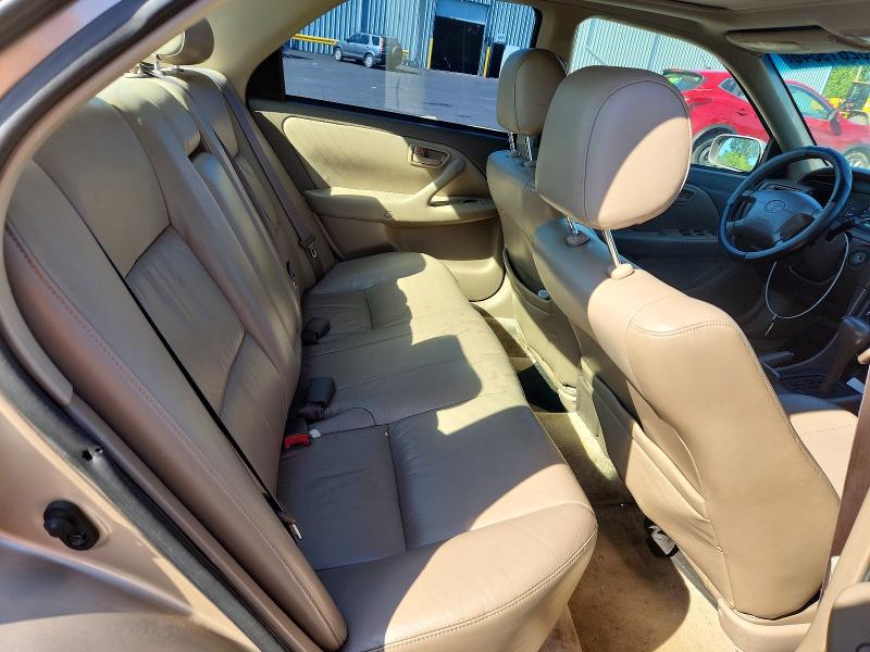 52019346 :رقم المزاد ، JT2BG28K8W0250156 vin ، 1998 Toyota Camry مزاد بيع
