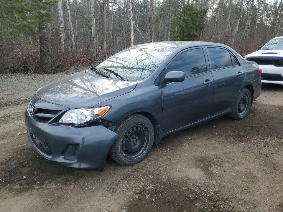 47134956 :رقم المزاد ، 2T1BU4EEXCC881101 vin ، 2012 Toyota Corolla مزاد بيع