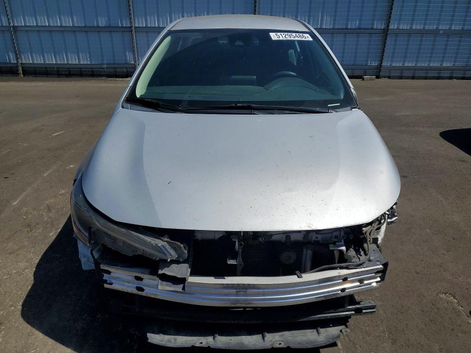51295486 :رقم المزاد ، 5YFEPMAE1NP274467 vin ، 2022 Toyota Corolla مزاد بيع