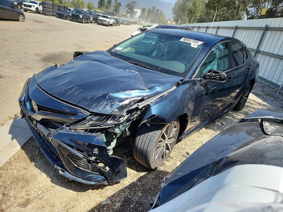 Auction sale of the 2021 Toyota Camry, vin: 4T1G11BK5MU026071, lot number: 50597356