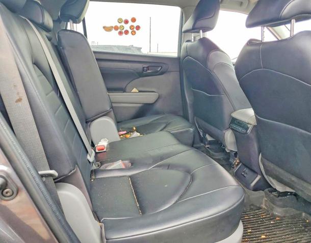 Aukcja sprzedaży 2022 Toyota Highlander, vin: 5TDZZRAH2NS098345, numer aukcji: 49378536