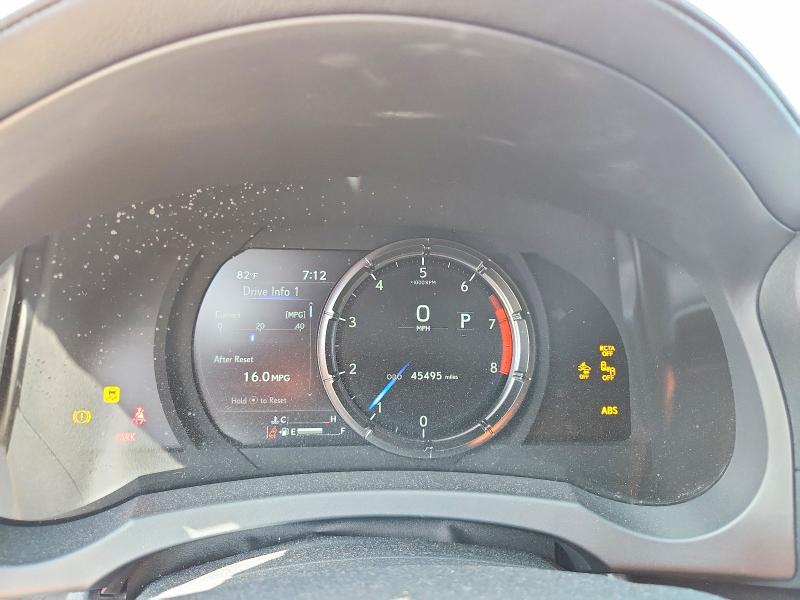 50768906 :رقم المزاد ، JTHGZ1B29N5053250 vin ، 2022 Lexus Is مزاد بيع