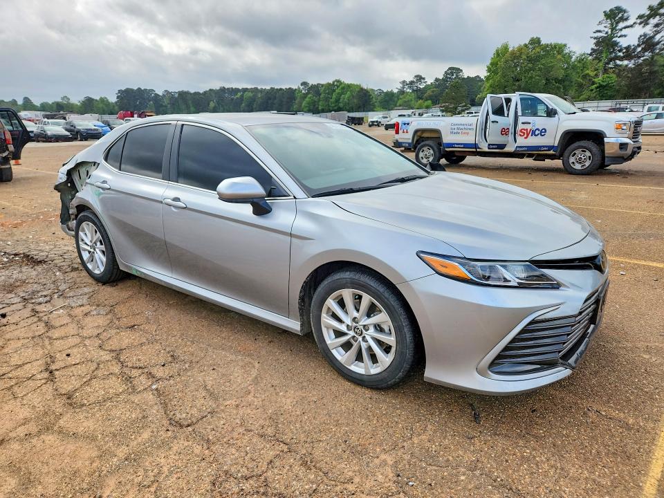 Продаж на аукціоні авто 2023 Toyota Camry, vin: 4T1C11AKXPU828586, номер лоту: 48764406