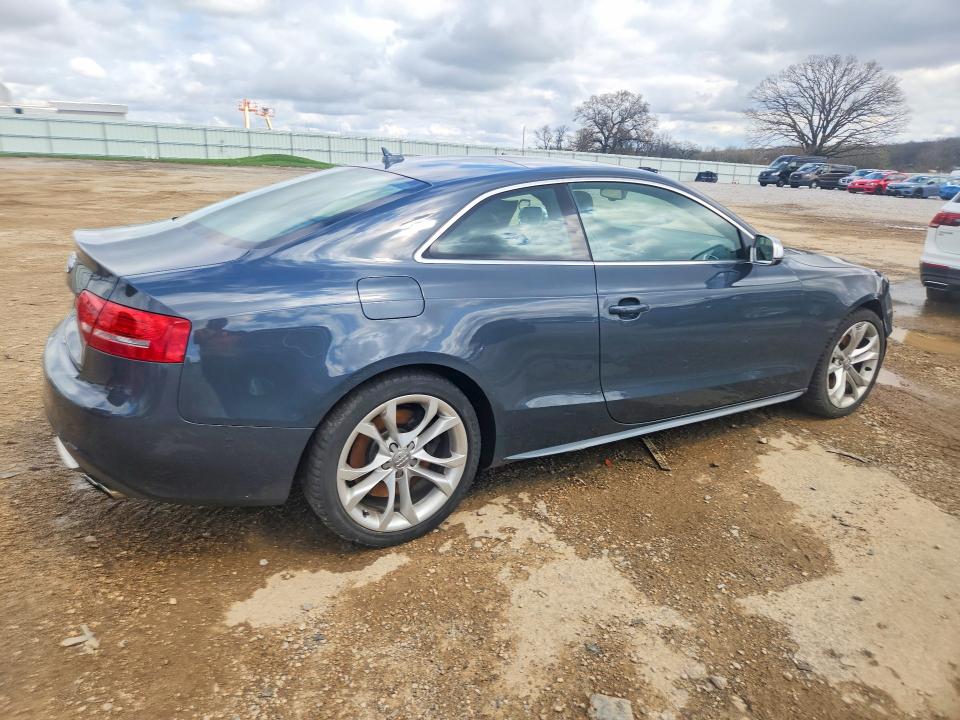 2011 Audi S5 მანქანა იყიდება აუქციონზე, vin: WAUGVAFR6BA063125, აუქციონის ნომერი: 50254226