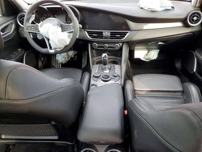 2018 Alfa Romeo Giulia მანქანა იყიდება აუქციონზე, vin: ZARFAEEN7J7597672, აუქციონის ნომერი: 49145396