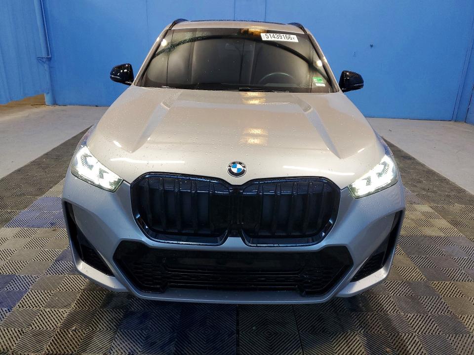 51439166 :رقم المزاد ، WBX73EF09S5118647 vin ، 2025 Bmw X1 مزاد بيع