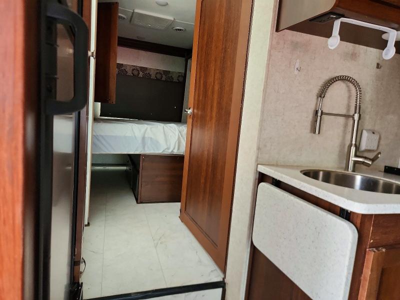 60514286 :رقم المزاد ، 1FDXE4FS5KDC04204 vin ، 2019 Forester Recreational Vehicle (rv) مزاد بيع