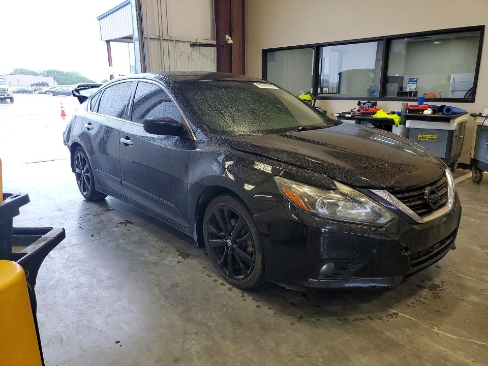 Продаж на аукціоні авто 2017 Nissan Altima, vin: 1N4AL3AP6HC222793, номер лоту: 51018156