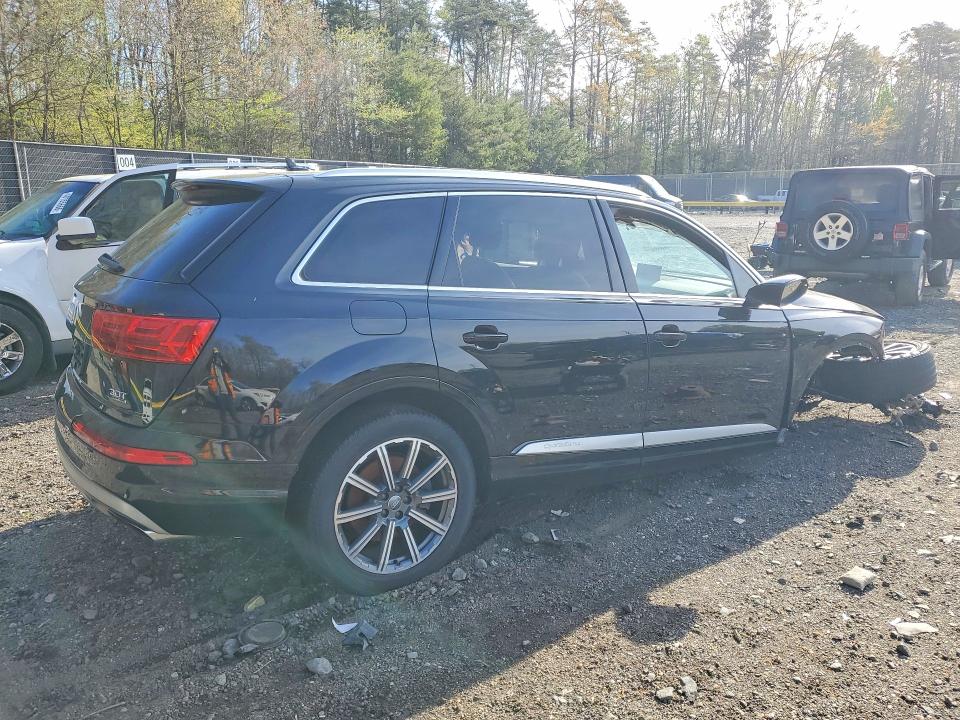 Продажа на аукционе авто 2017 Audi Q7, vin: WA1LAAF78HD024601, номер лота: 48165596