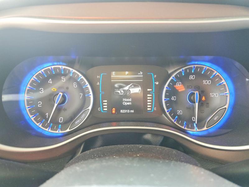 47931426 :رقم المزاد ، 2C4RC1BG6HR613157 vin ، 2017 Chrysler Pacifica مزاد بيع