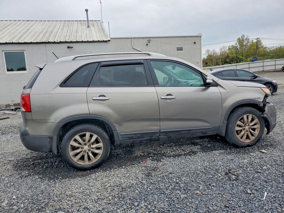 2011 Kia Sorento მანქანა იყიდება აუქციონზე, vin: 5XYKUDA24BG055374, აუქციონის ნომერი: 51591456