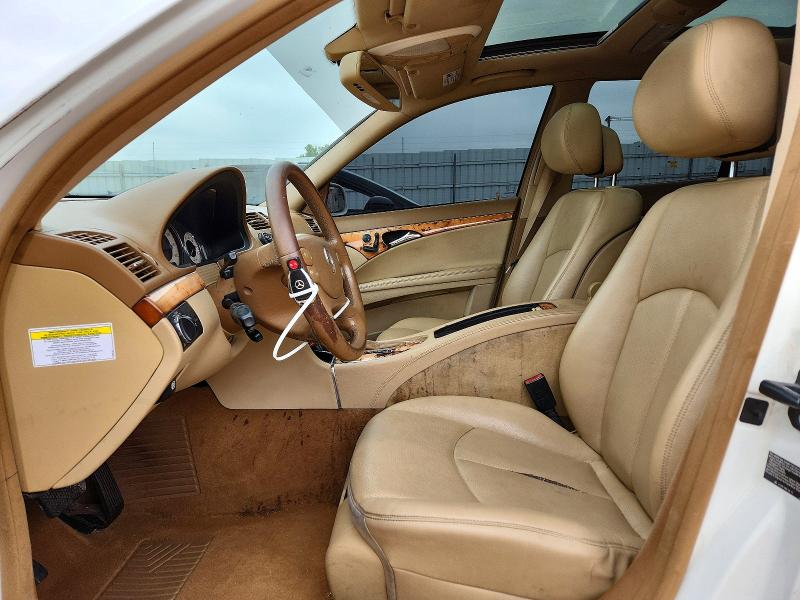 2007 Mercedes-benz E მანქანა იყიდება აუქციონზე, vin: WDBUF56X57B151981, აუქციონის ნომერი: 50974956