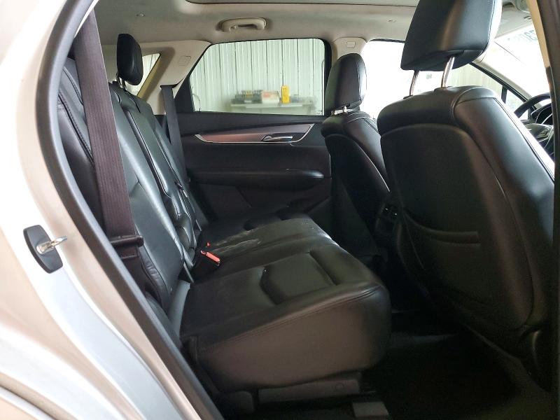 48673086 :رقم المزاد ، 1GYKNCRS5HZ114688 vin ، 2017 Cadillac Xt5 مزاد بيع