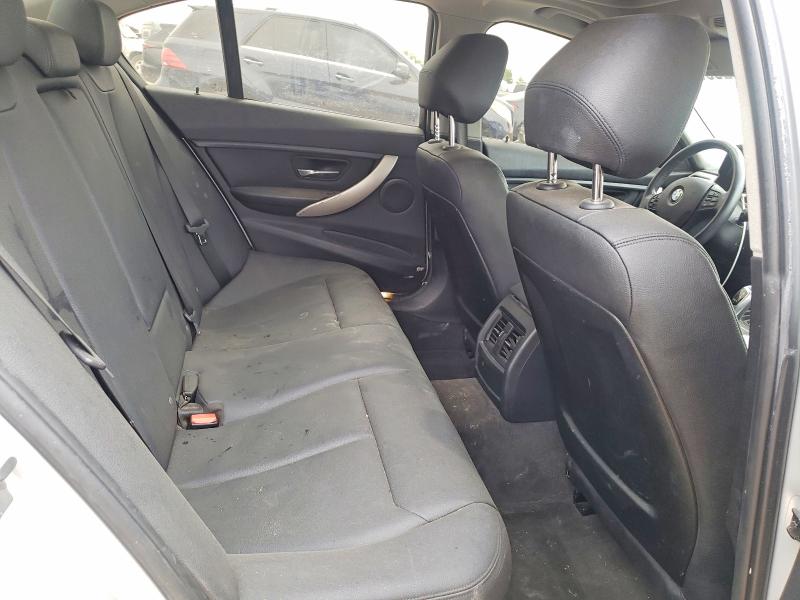 2014 Bmw 320 მანქანა იყიდება აუქციონზე, vin: WBA3B1C50EK134214, აუქციონის ნომერი: 50342896