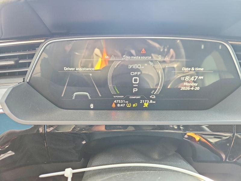50128526 :رقم المزاد ، WA1AABGE4NB022555 vin ، 2022 Audi E-tron مزاد بيع
