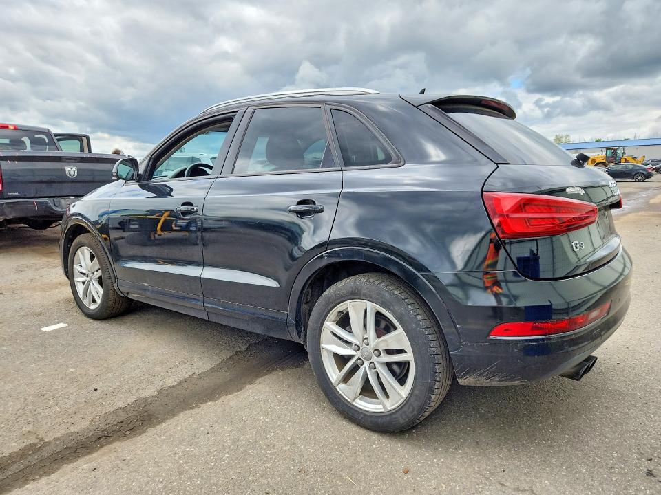 2017 Audi Q3 მანქანა იყიდება აუქციონზე, vin: WA1BCCFS0HR011821, აუქციონის ნომერი: 51463646