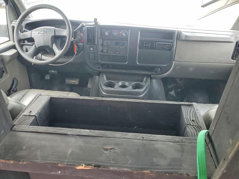 Auction sale of the 2004 Chevrolet Express G1500, vin: 1GCFG15T941115520, lot number: 50043946