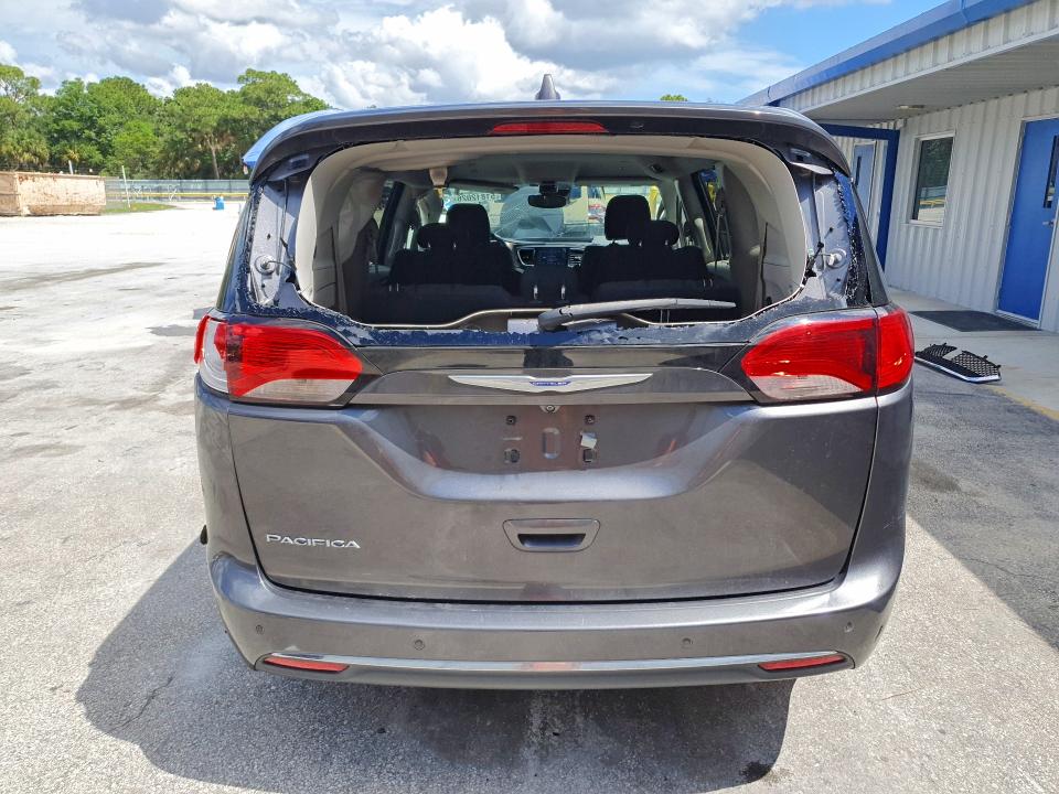 2019 Chrysler Pacifica მანქანა იყიდება აუქციონზე, vin: 2C4RC1FG8KR738081, აუქციონის ნომერი: 51812026
