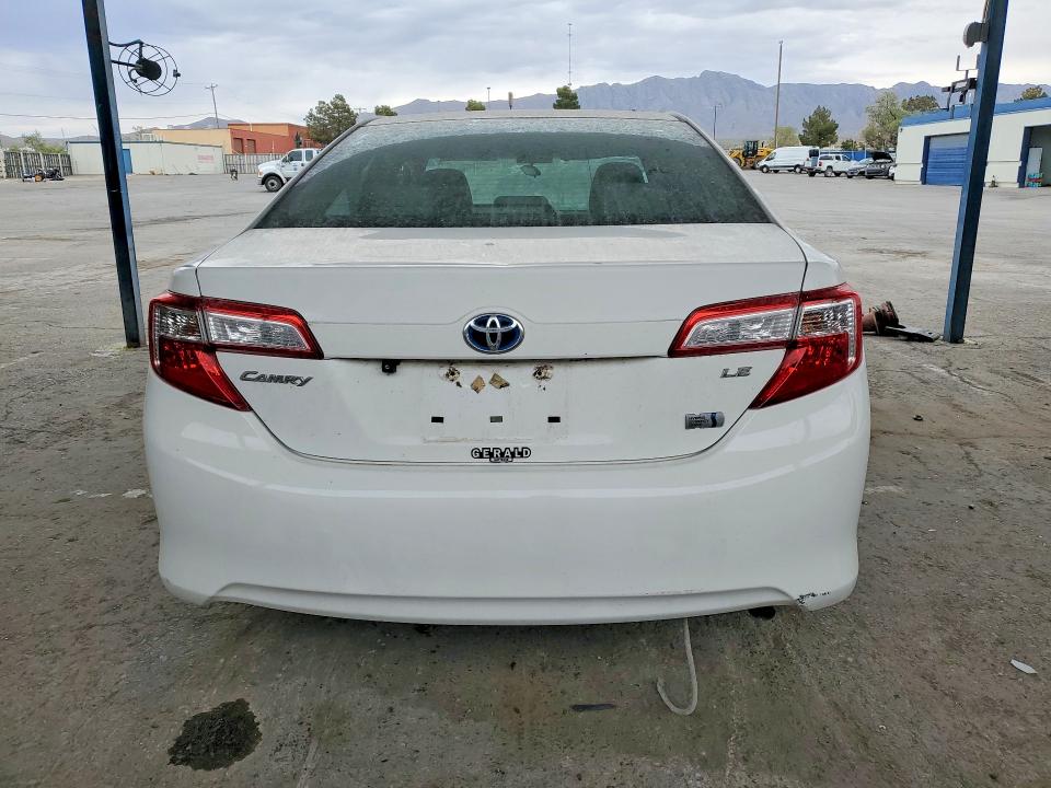 2014 Toyota Camry Hybrid მანქანა იყიდება აუქციონზე, vin: 4T1BD1FKXEU122615, აუქციონის ნომერი: 48415456