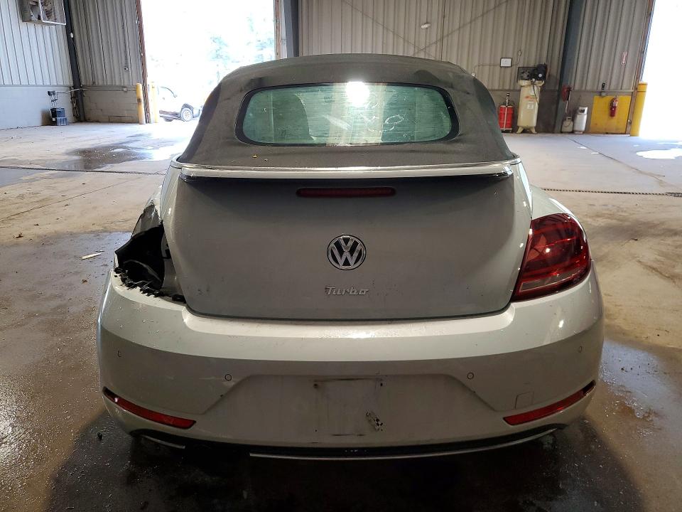 51078156 :رقم المزاد ، 3VW5DAAT5JM502247 vin ، 2018 Volkswagen Beetle مزاد بيع