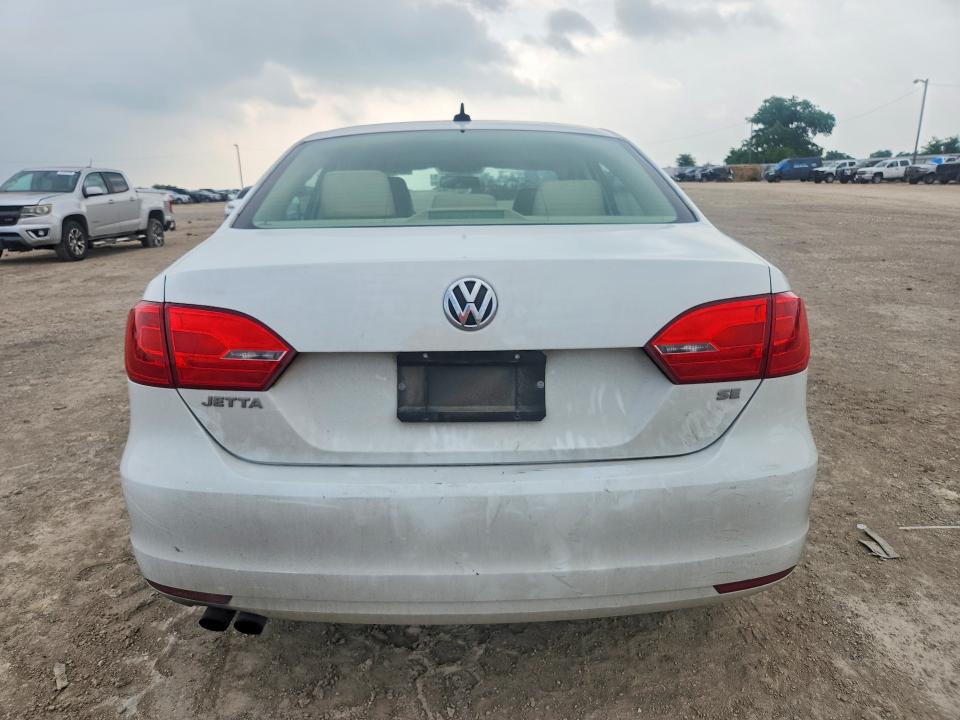 51346416 :رقم المزاد ، 3VWD07AJ4EM413543 vin ، 2014 Volkswagen Jetta مزاد بيع