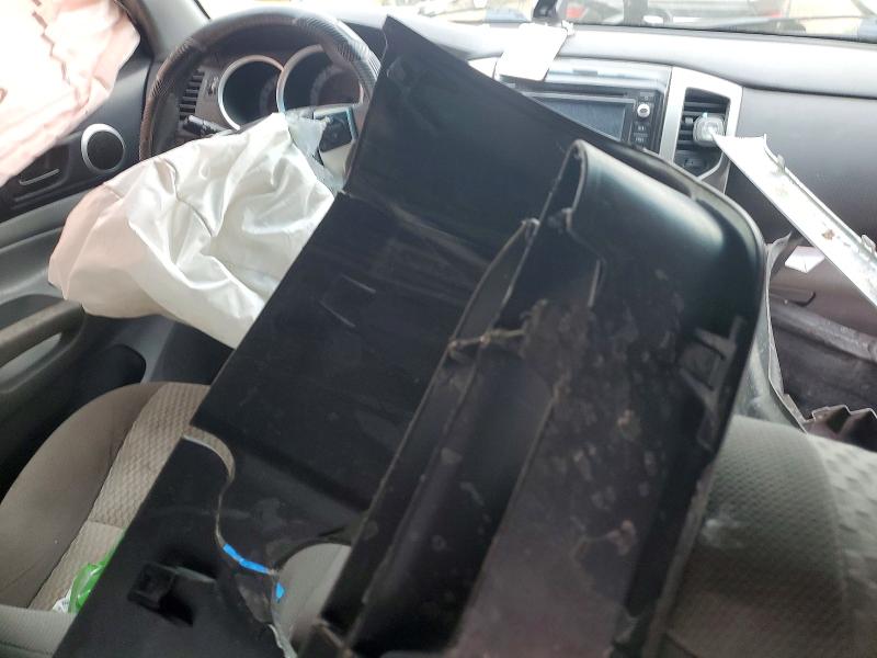 51549096 :رقم المزاد ، 5TFTX4CN7FX068304 vin ، 2015 Toyota Tacoma مزاد بيع