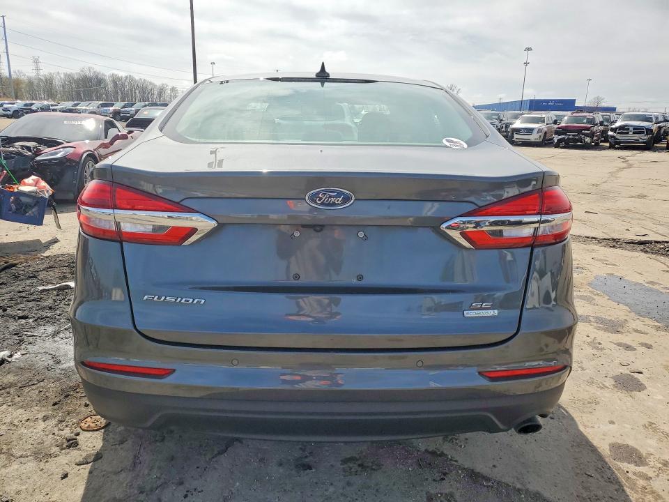 50136006 :رقم المزاد ، 3FA6P0HDXLR254600 vin ، 2020 Ford Fusion مزاد بيع