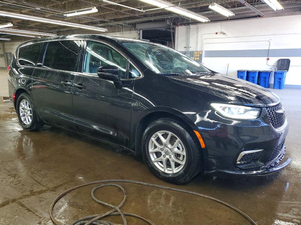 49126546 :رقم المزاد ، 2C4RC1BG7RR101764 vin ، 2024 Chrysler Pacifica مزاد بيع