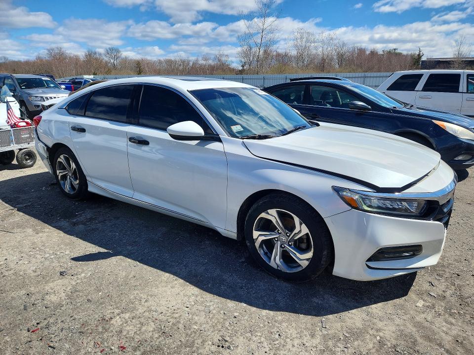 Продажа на аукционе авто 2018 Honda Accord, vin: 1HGCV1F43JA070992, номер лота: 48817356