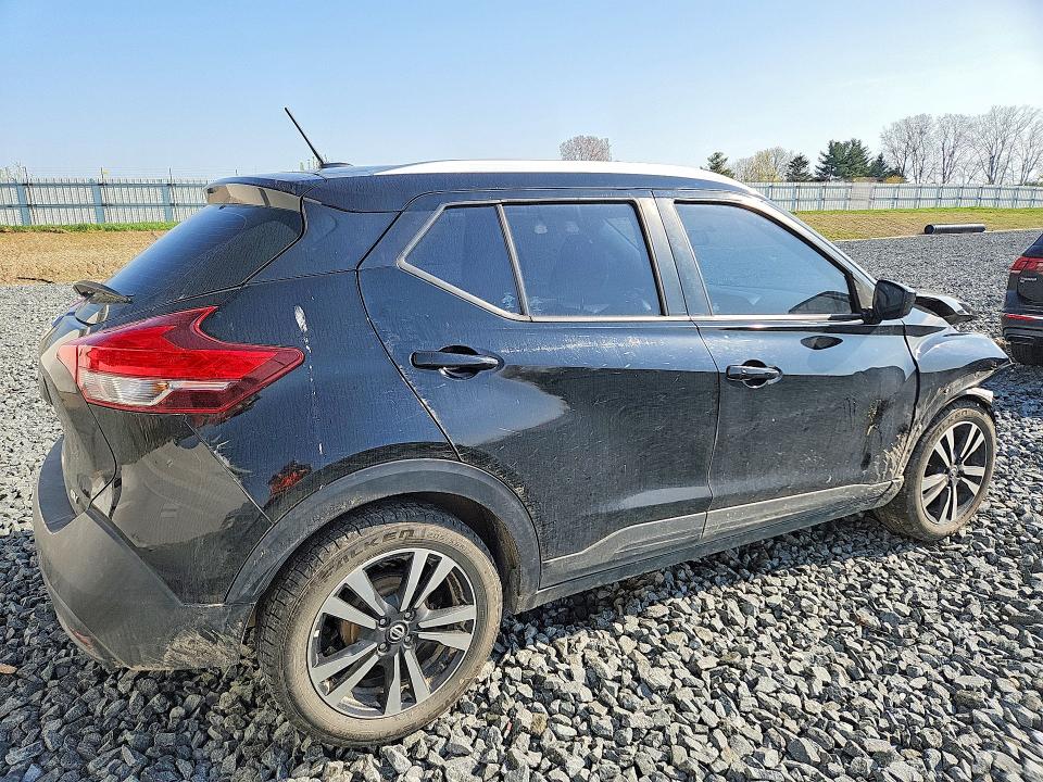 2019 Nissan Kicks მანქანა იყიდება აუქციონზე, vin: 3N1CP5CU1KL551602, აუქციონის ნომერი: 50565086