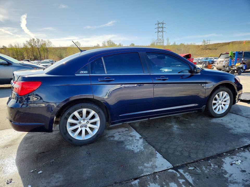 Продаж на аукціоні авто 2013 Chrysler 200, vin: 1C3CCBBB2DN602412, номер лоту: 49938786