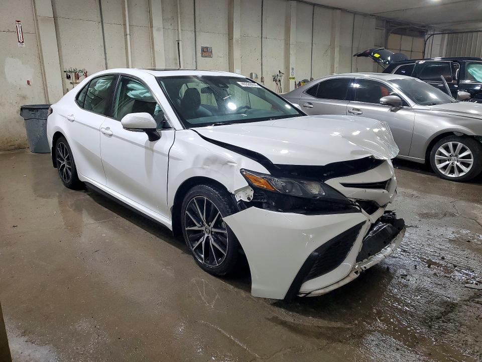 49326056 :رقم المزاد ، 4T1G11AK7RU843681 vin ، 2024 Toyota Camry مزاد بيع
