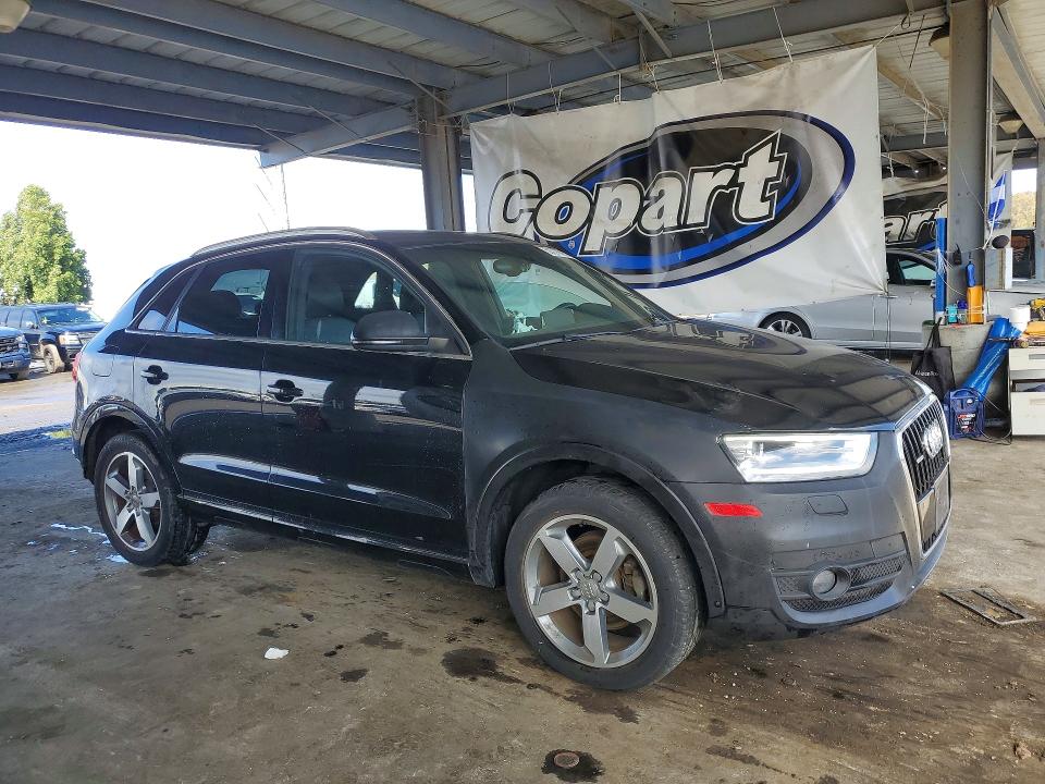 50976706 :رقم المزاد ، WA1EFCFS5FR004722 vin ، 2015 Audi Q3 مزاد بيع