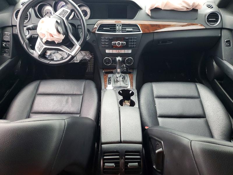Продажа на аукционе авто 2013 Mercedes-benz C, vin: WDDGF4HB8DR287749, номер лота: 49845446