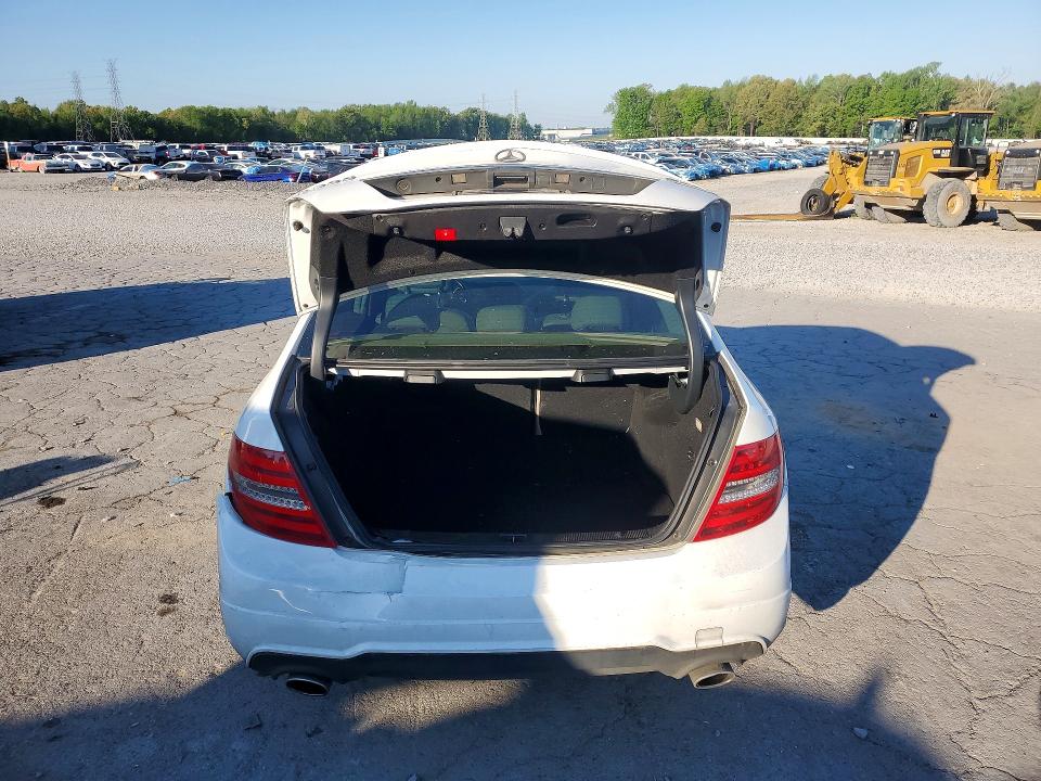 Продаж на аукціоні авто 2014 Mercedes-benz C, vin: WDDGF8AB8ER318470, номер лоту: 48536536