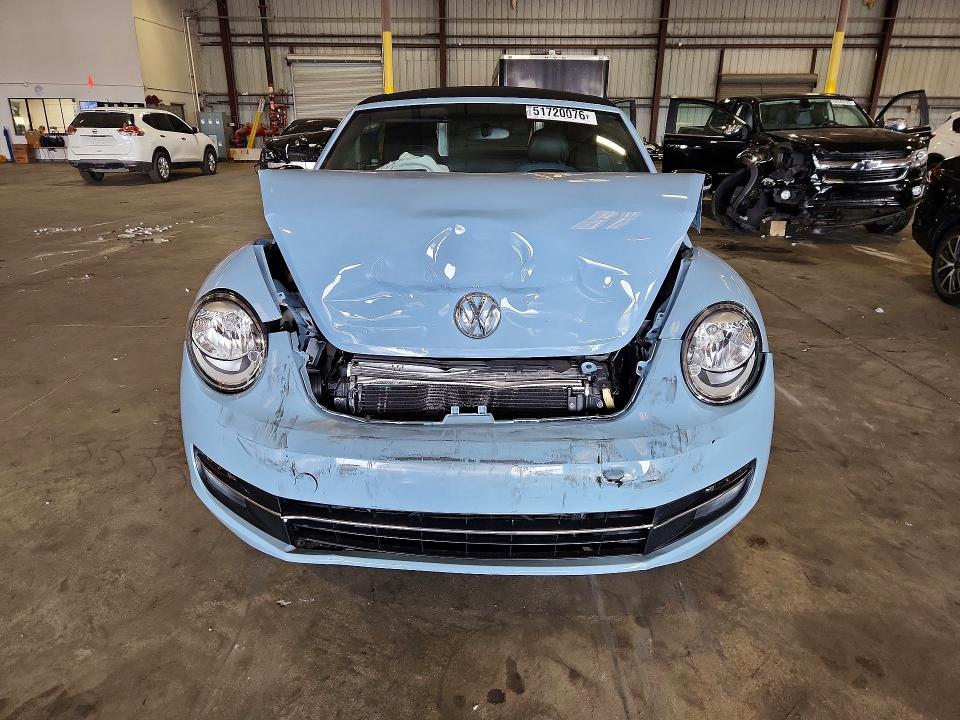 51720076 :رقم المزاد ، 3VW7A7ATXDM801189 vin ، 2013 Volkswagen Beetle مزاد بيع