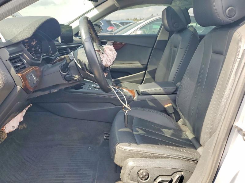 Продажа на аукционе авто 2019 Audi A4, vin: WAUENAF42KN008384, номер лота: 49874126