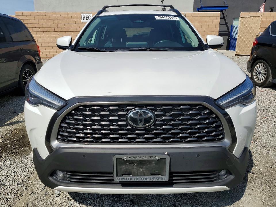 49450356 :رقم المزاد ، 7MUDAAAG4PV066094 vin ، 2023 Toyota Corolla Cross مزاد بيع