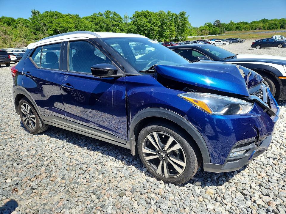 2019 Nissan Kicks მანქანა იყიდება აუქციონზე, vin: 3N1CP5CU4KL535393, აუქციონის ნომერი: 49303756