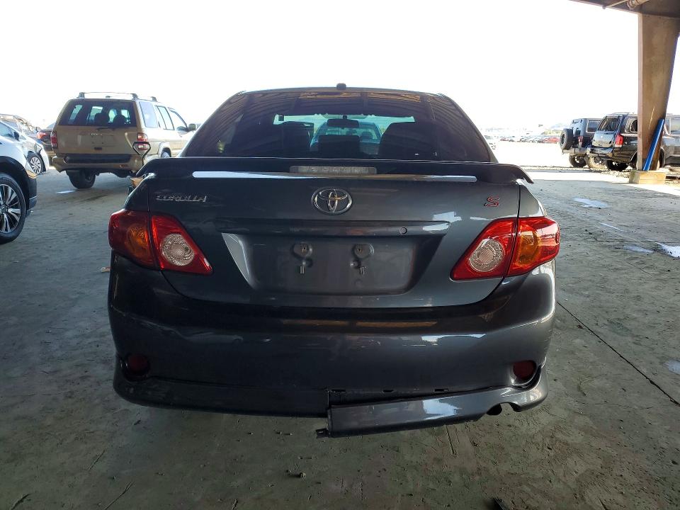51120406 :رقم المزاد ، 2T1BU4EE1AC481215 vin ، 2010 Toyota Corolla مزاد بيع