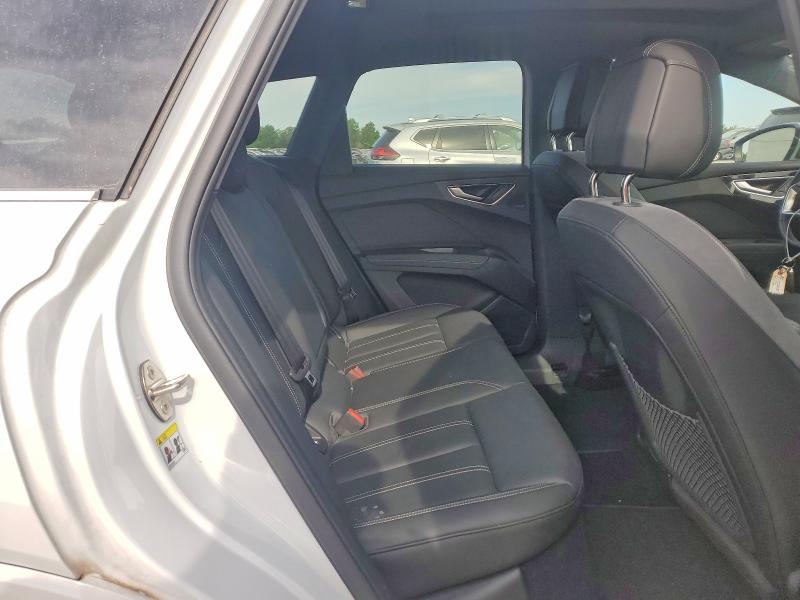 Продаж на аукціоні авто 2023 Audi Q4 E-tron, vin: WA1BCBFZ4PP017266, номер лоту: 50251286